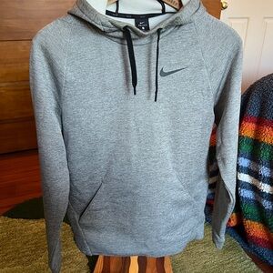 Nike Men's Grey Hoodie